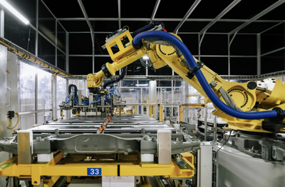 展現(xiàn)深厚技術(shù)底蘊(yùn) 上汽通用汽車武漢奧特能超級(jí)工廠竣工投產(chǎn)